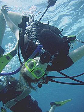 being weightless scuba diving is fun